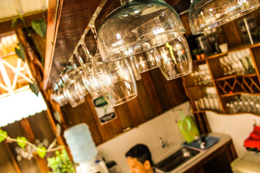 Hotel Utueane Летисия Екстериор снимка